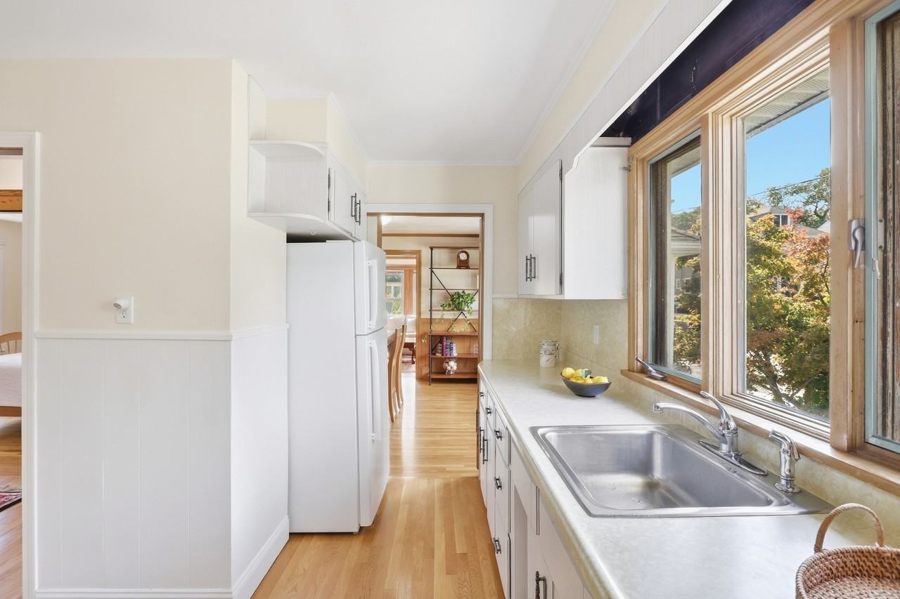 131 Highland Avenue #2 - Photo 4 of 34