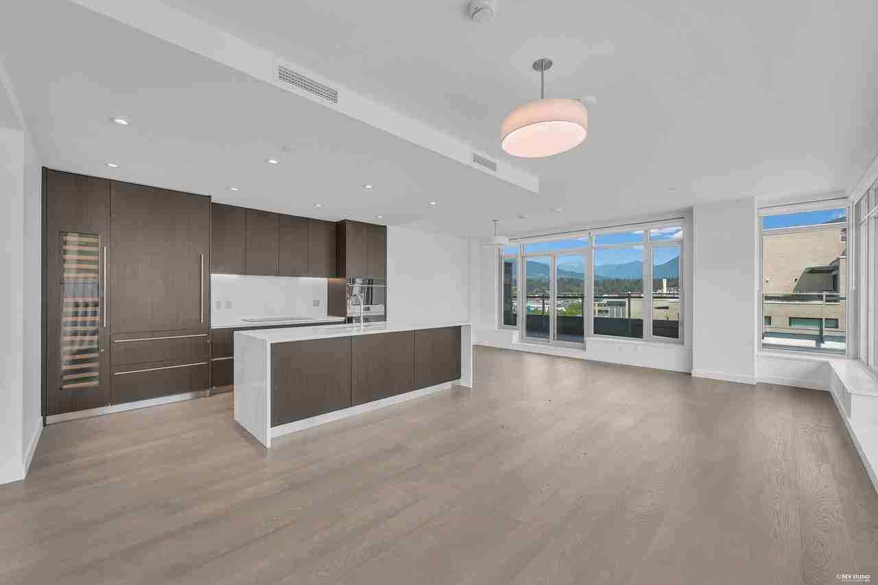 777 Harbour Way #705 - Photo 4 of 25