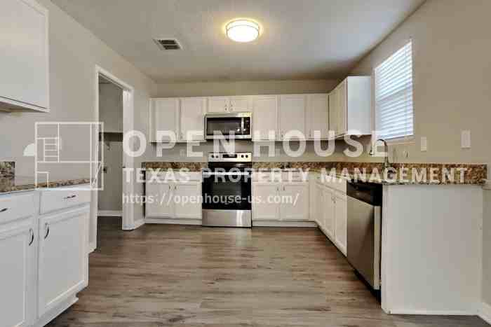 627 Almandora Dr - Photo 7 of 22