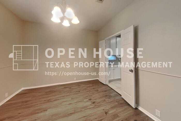 19515 Colony Trail Ln - Photo 7 of 20