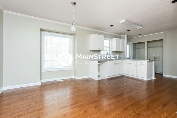 3171 Pilgrims Dr - Photo 4 of 17