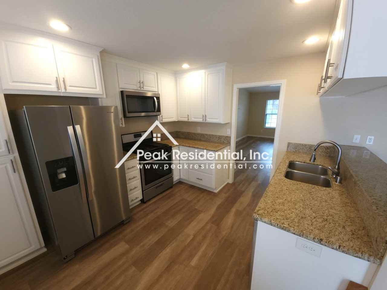 4537 Fox Valley Cir - Photo 7 of 23