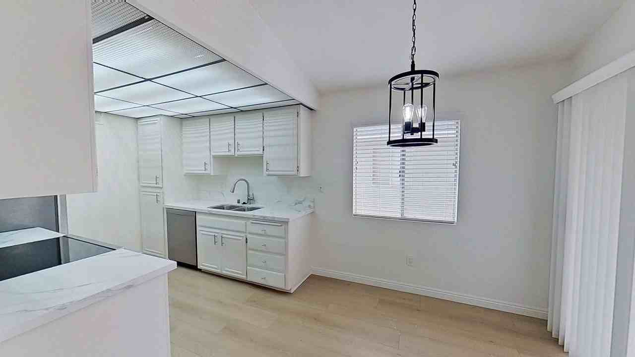602 S Harmon St - Photo 7 of 22