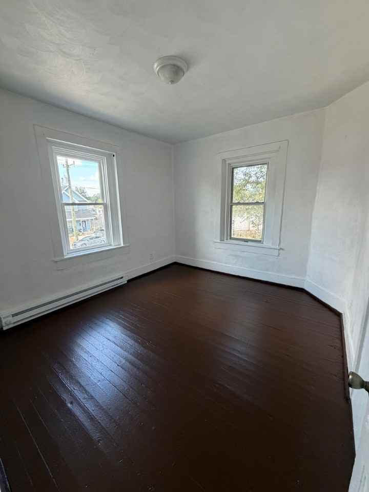 424 S Saratoga St - Photo 4 of 7