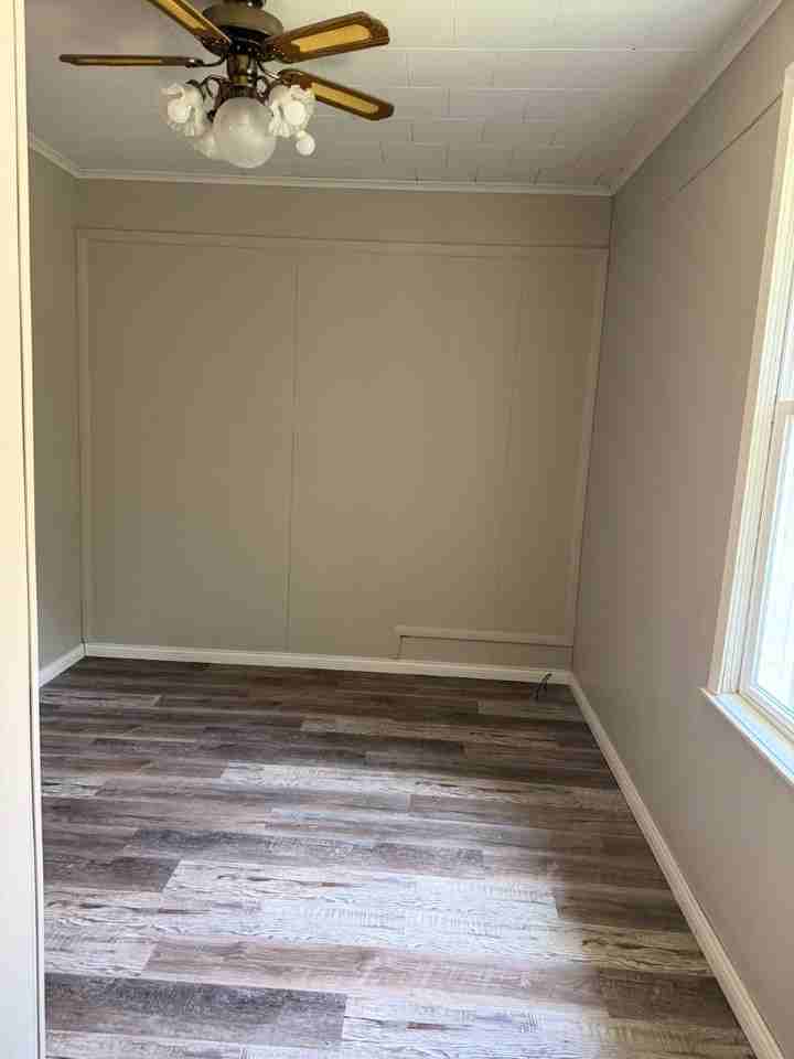 1709 Grand Ave - Photo 6 of 11