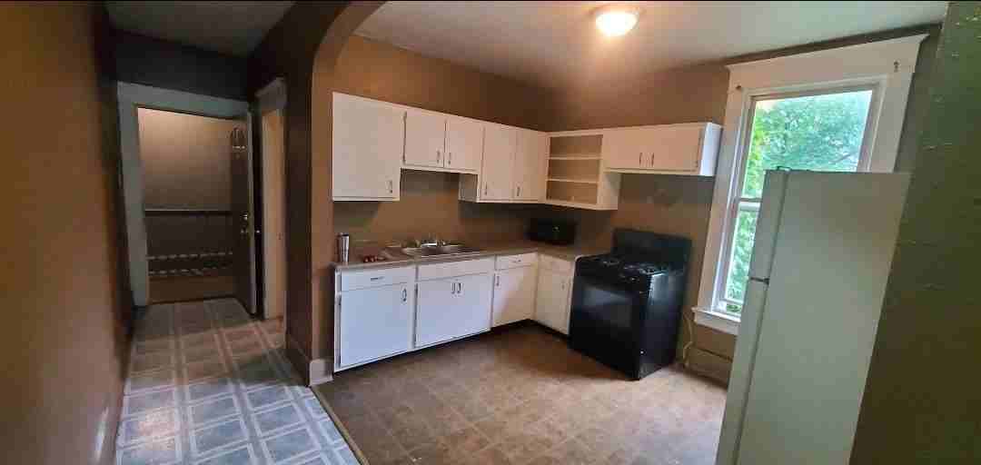 2201 Fairfield Ave - Photo 2 of 5