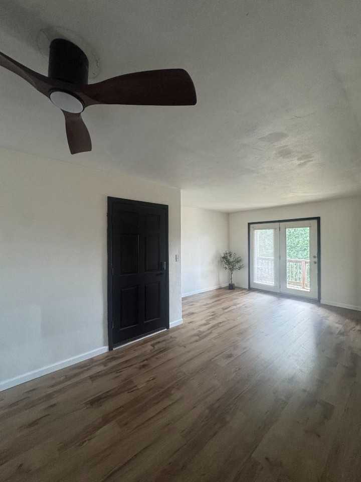 198 Camelot dr - Photo 3 of 9