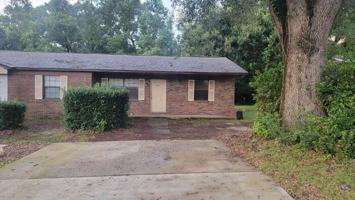 featured image of 1020 Sable Dr #C