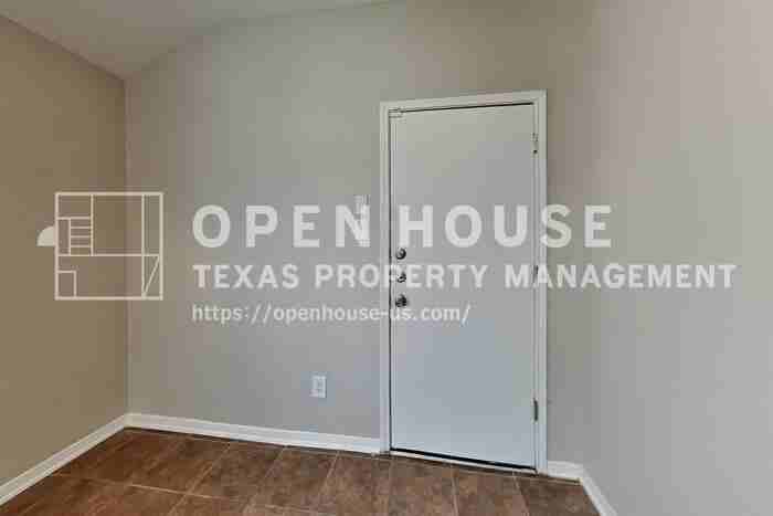 9829 Hyacinth Way - Photo 7 of 23