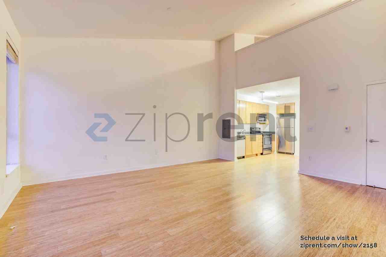 888 7th St #35 - Photo 4 of 11
