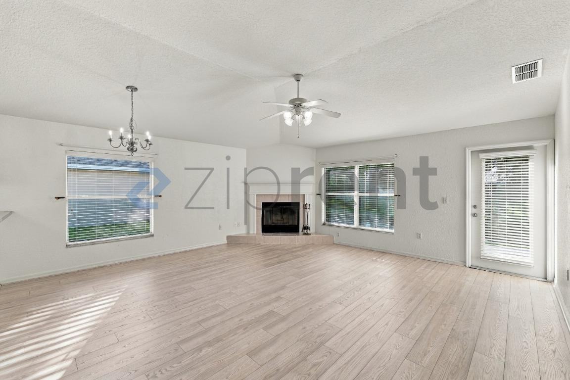 1754 Turtle Rock Dr - Photo 5 of 27