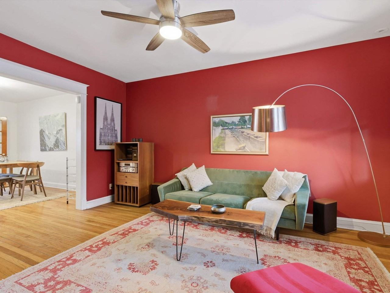 1616 D St Ne #1633285P - Photo 2 of 23