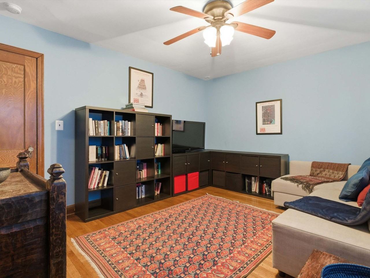 1616 D St Ne #1633285P - Photo 5 of 23