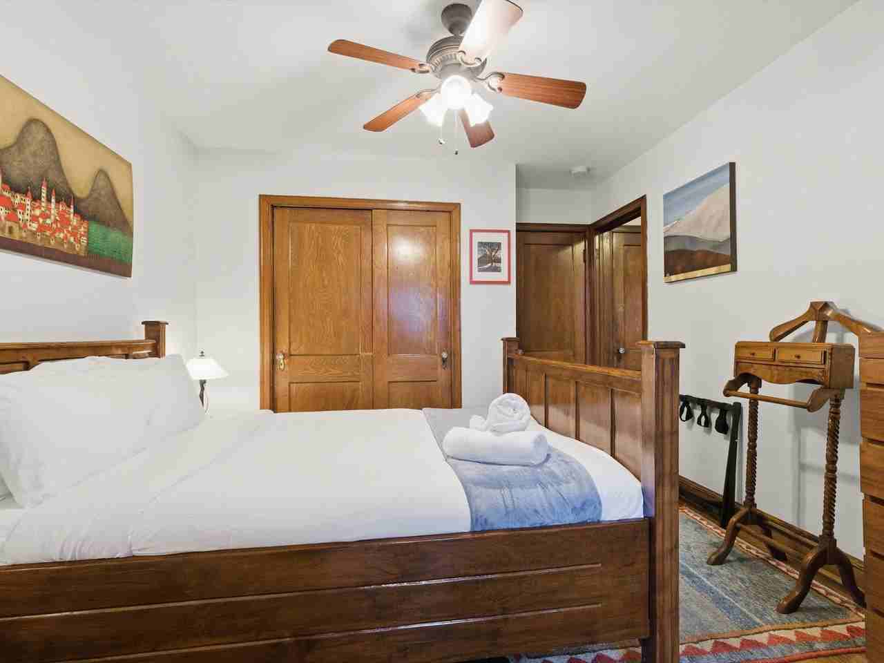 1616 D St Ne #1633285P - Photo 6 of 23