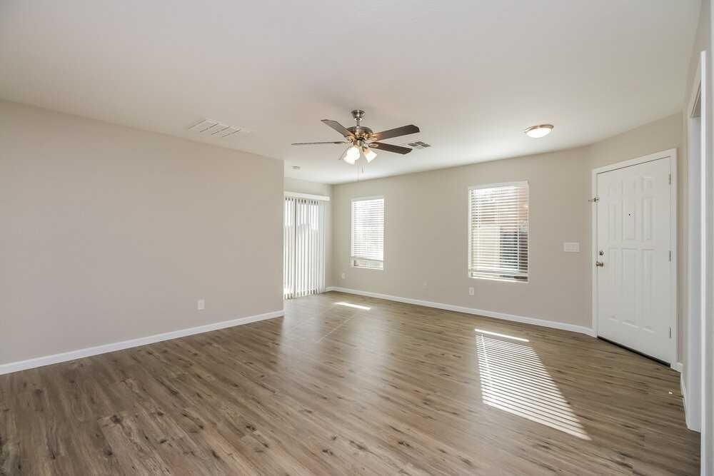 29409 N Pyrite Ln - Photo 3 of 16