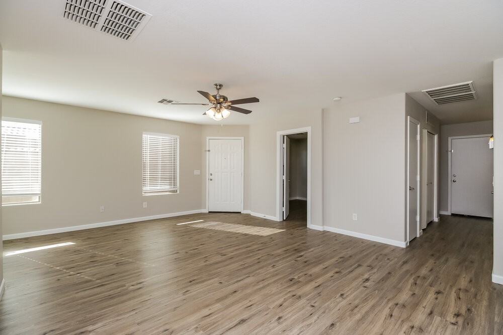29409 N Pyrite Ln - Photo 4 of 16