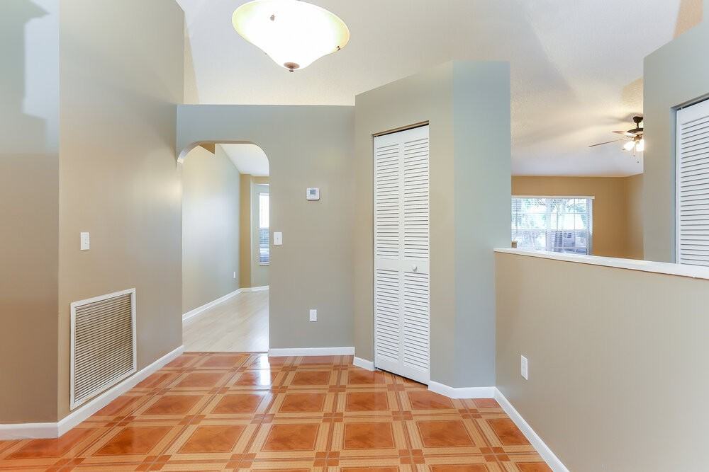9711 Sw 16th Ct - Photo 6 of 15