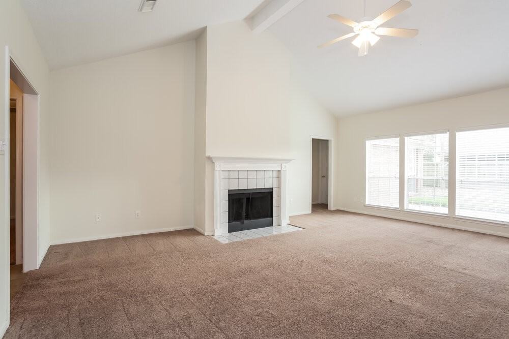 4427 W Thunderwood Cir - Photo 3 of 16