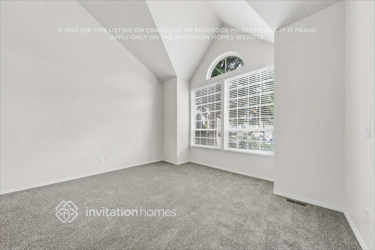510 Puget Pl S - Photo 7 of 23