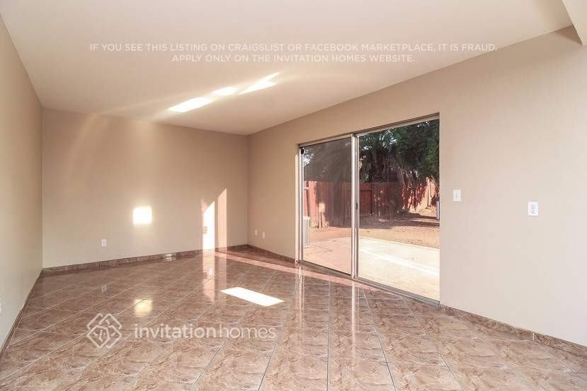 25762 Fir Ave - Photo 6 of 24