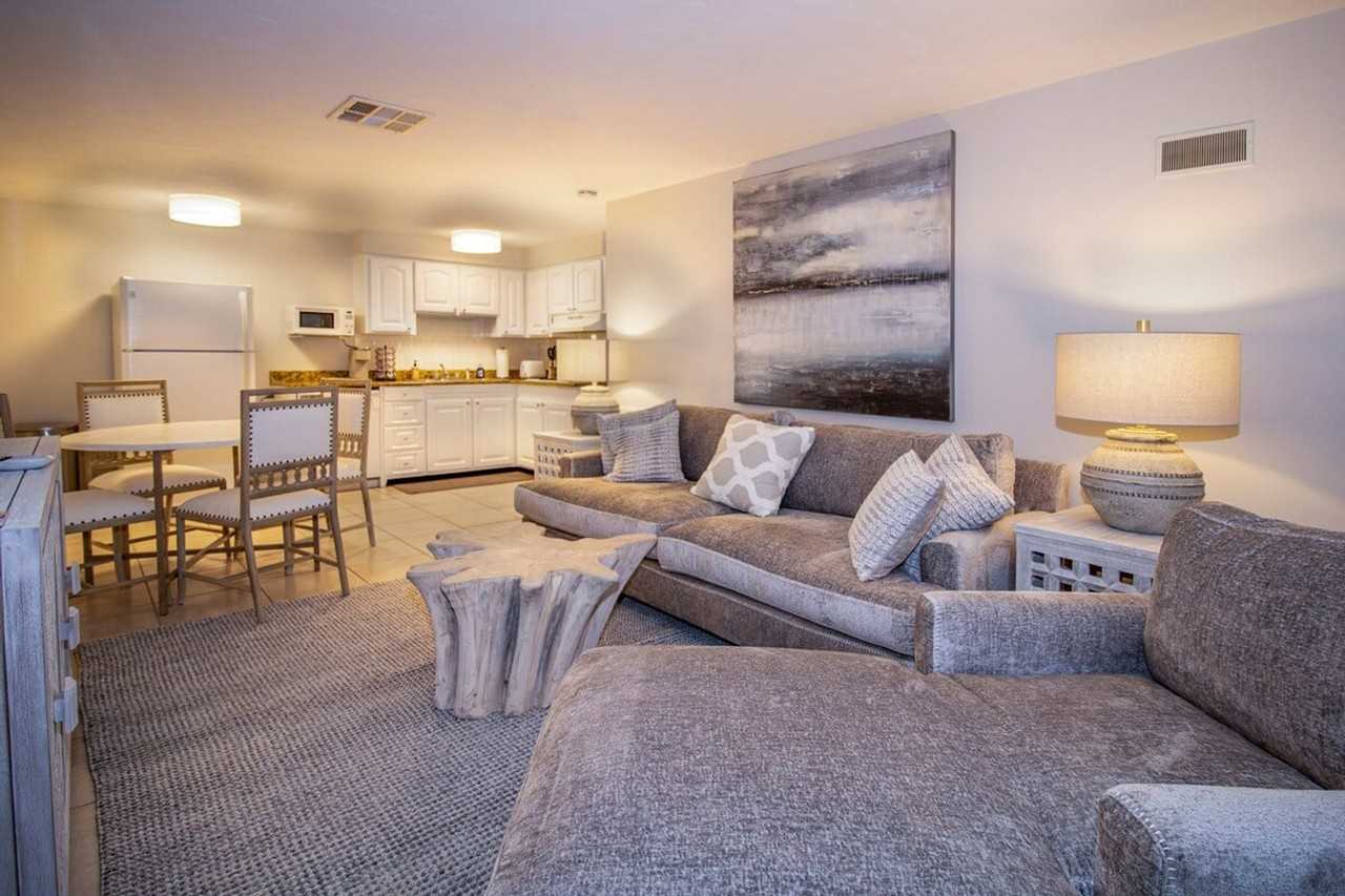 2405 N Beach Rd #1590873P - Photo 2 of 15