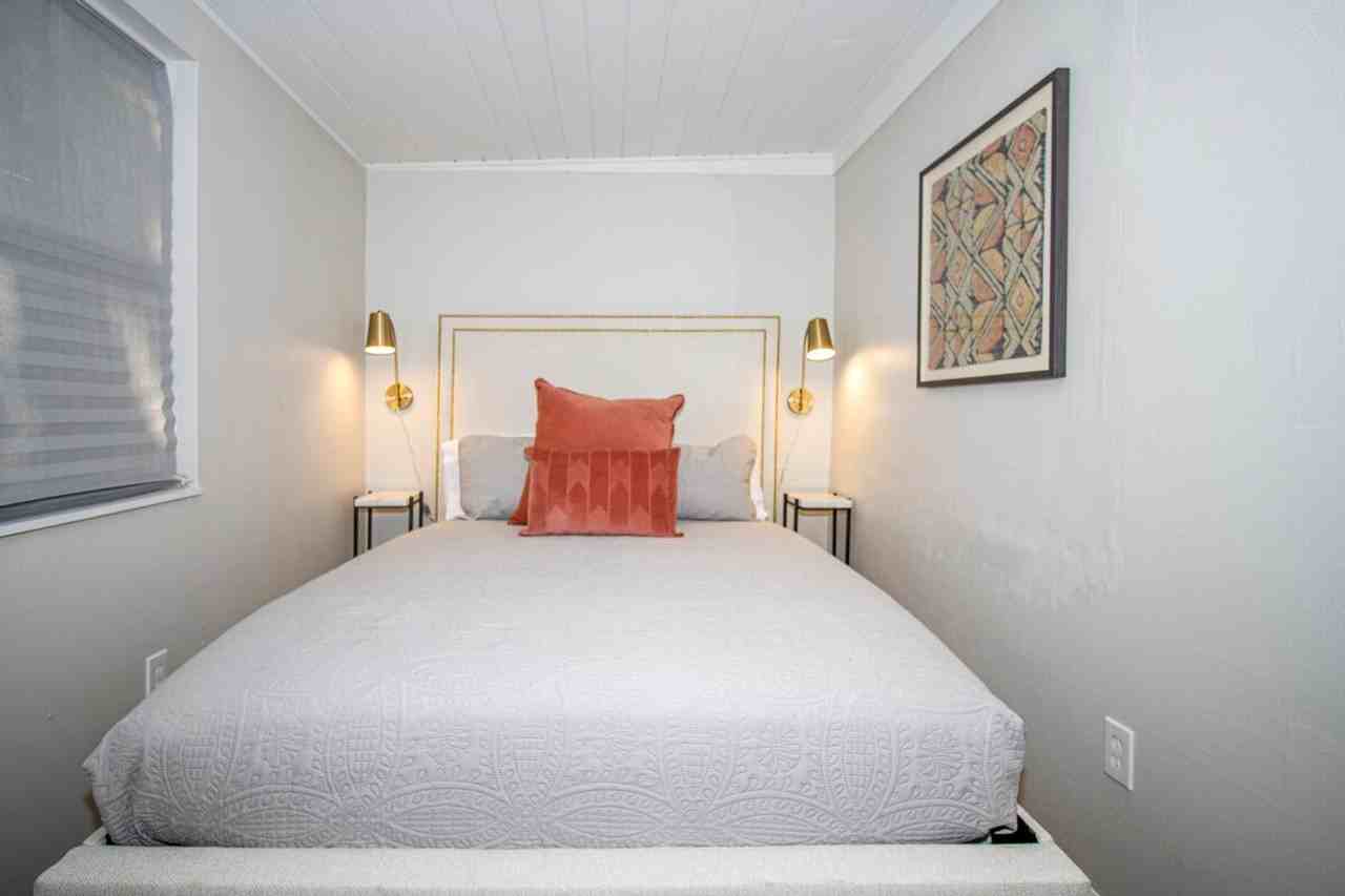 2405 N Beach Rd #1590873P - Photo 7 of 15