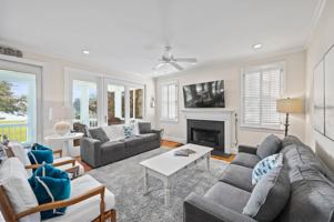 featured image of 111 Mayfair Ct