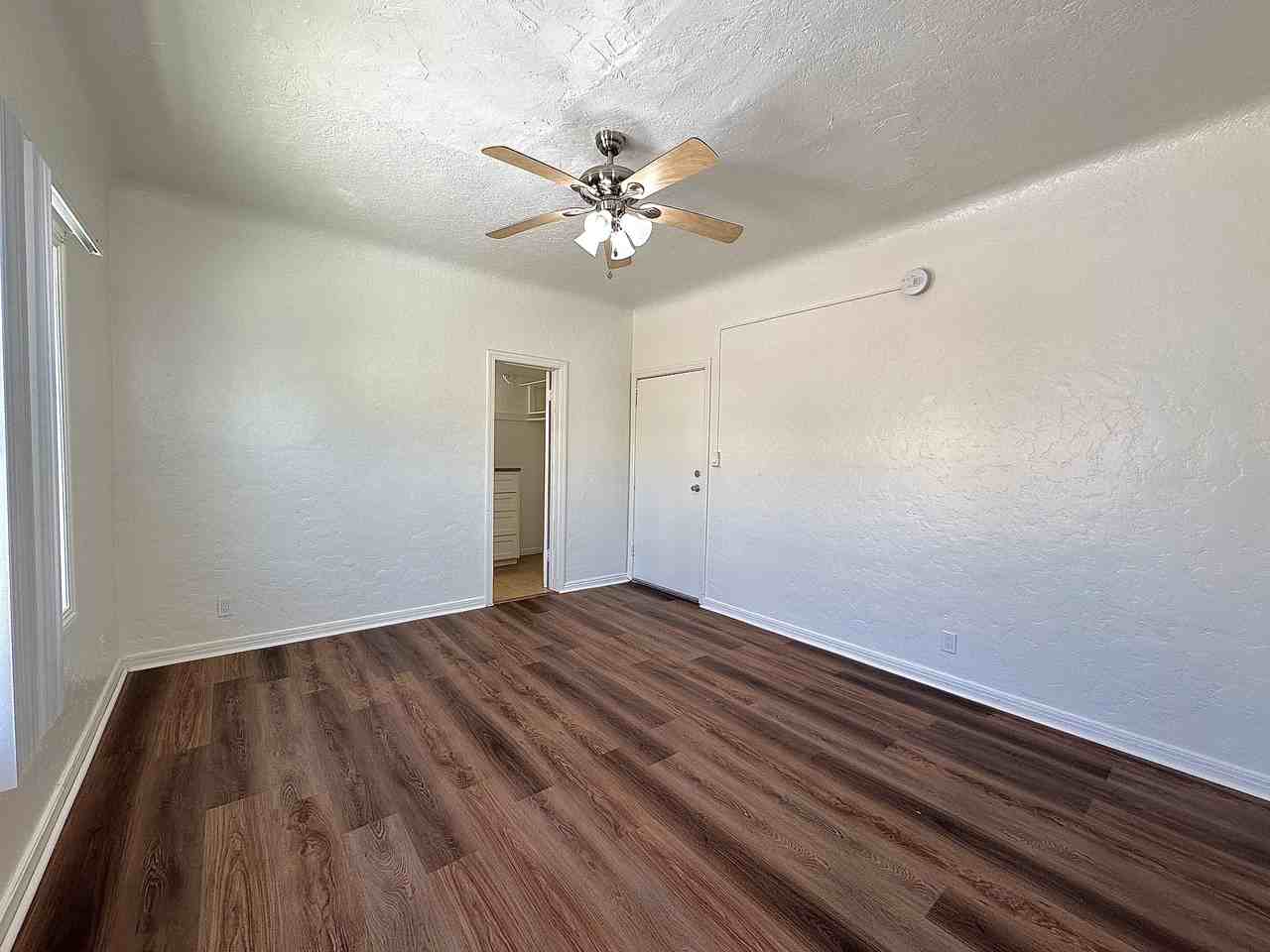 521 North Avalon Boulevard #209 - Photo 7 of 12