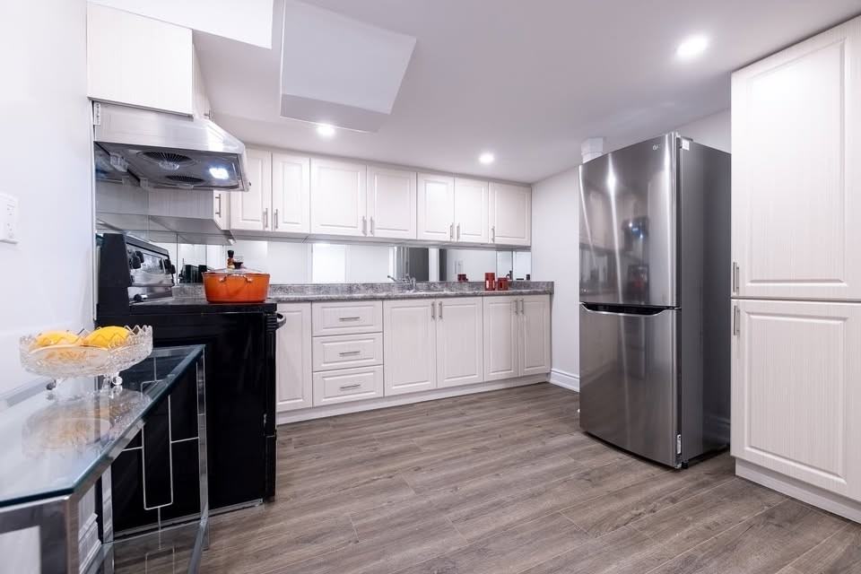 131 Bentwood Crescent - Photo 7 of 8