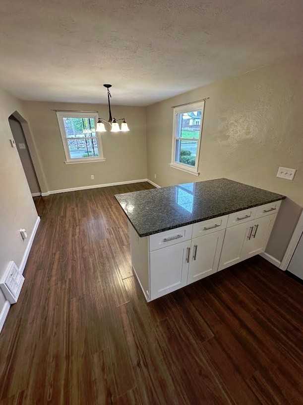 1701 Lincoln Way - Photo 7 of 18