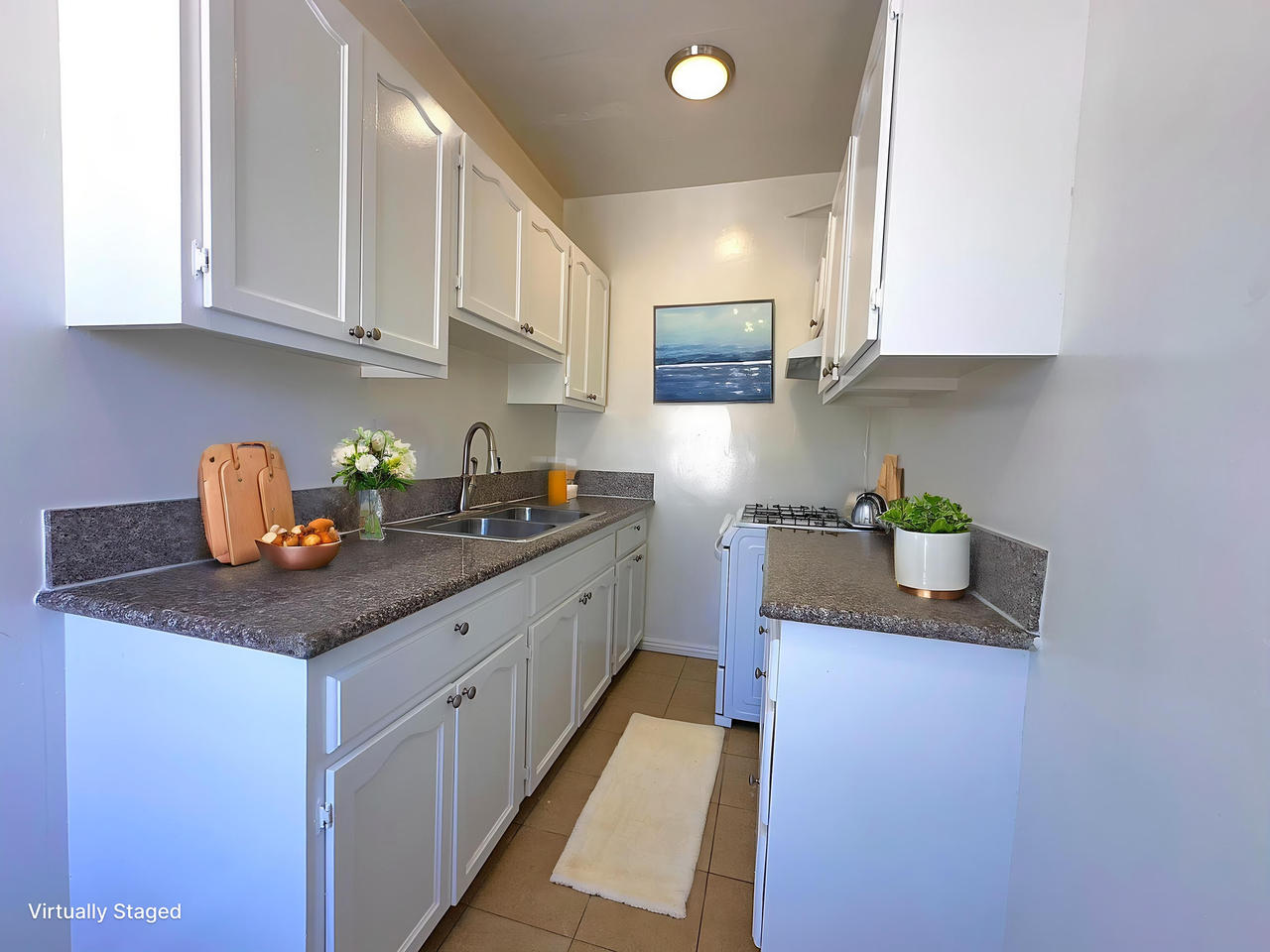 521 North Avalon Boulevard #209 - Photo 3 of 12