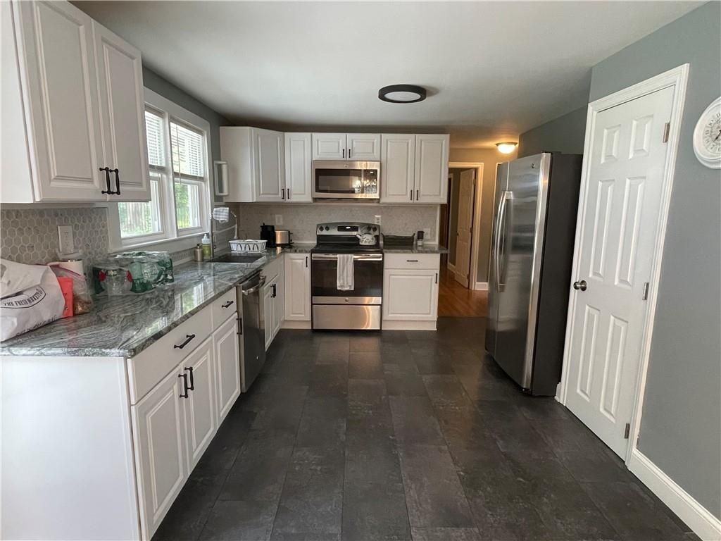 25 Waite Ct - Photo 7 of 18