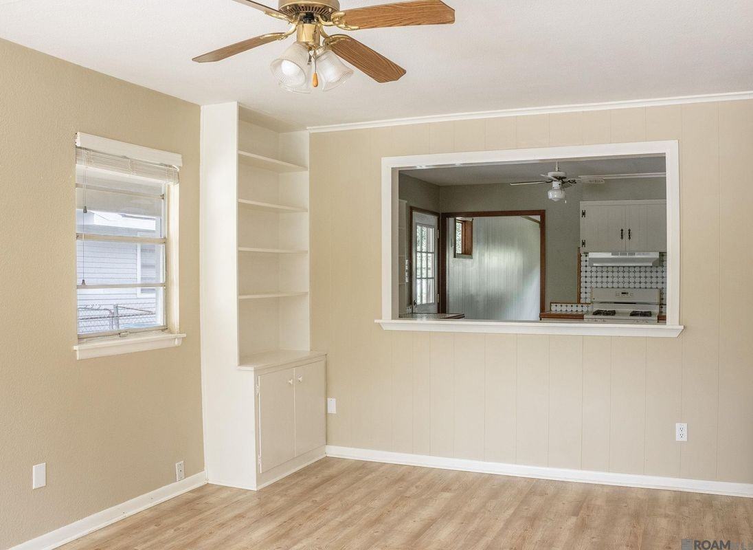 310 Alexander Dr - Photo 6 of 21