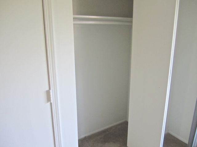 1917 Ne 49th St - Photo 7 of 27