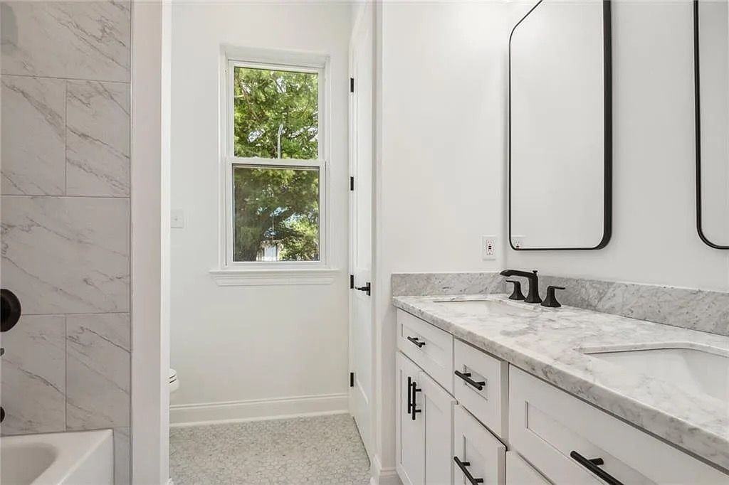 1902 Clouet St - Photo 6 of 7