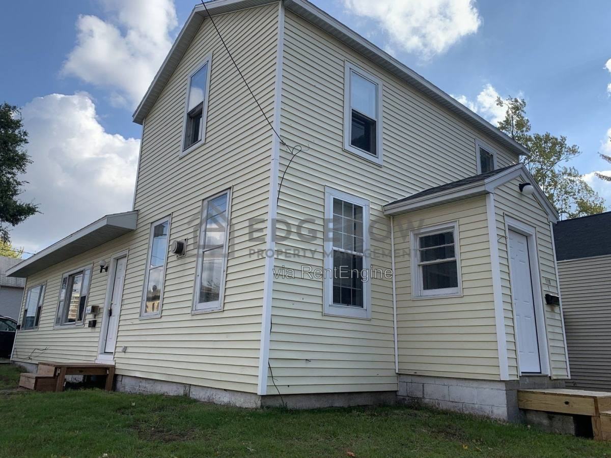 99 Houston Ave #1