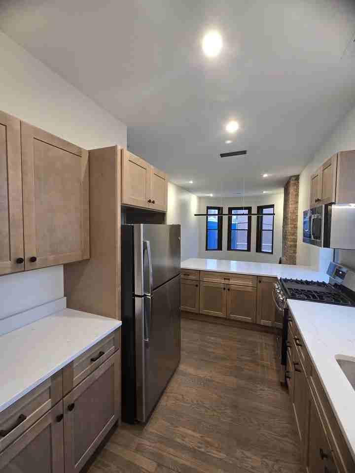 W Wrightwood Ave & N Halsted St - Photo 4 of 12