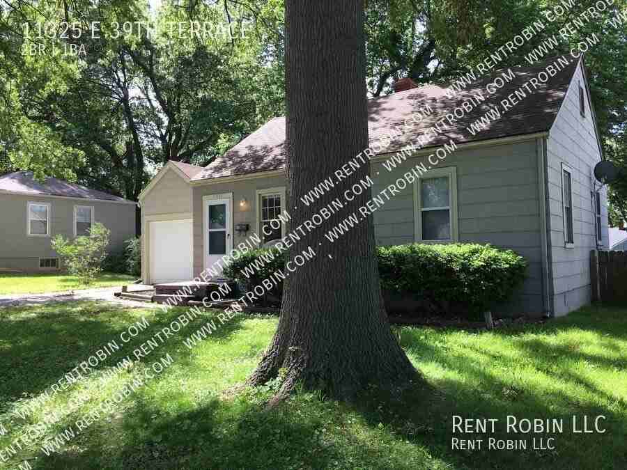 11325 E 39th Ter S - Photo 2 of 9