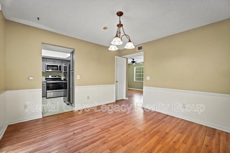 803 Kettering Way - Photo 7 of 28