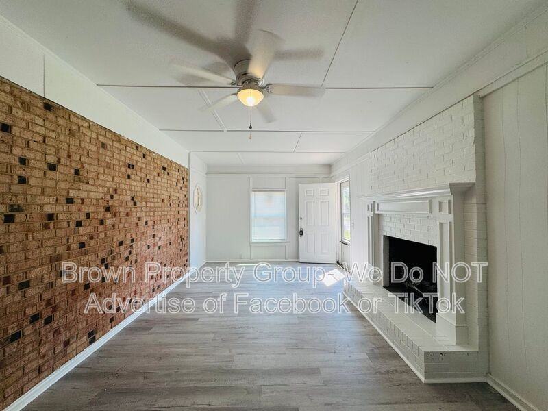 5143 Longbranch Dr - Photo 4 of 40