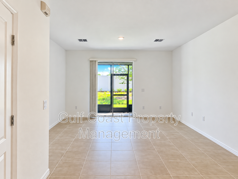 11842 Stonesmith Xing - Photo 4 of 8