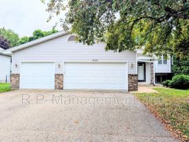 940 Jefferson Ln - Photo 1 of 1