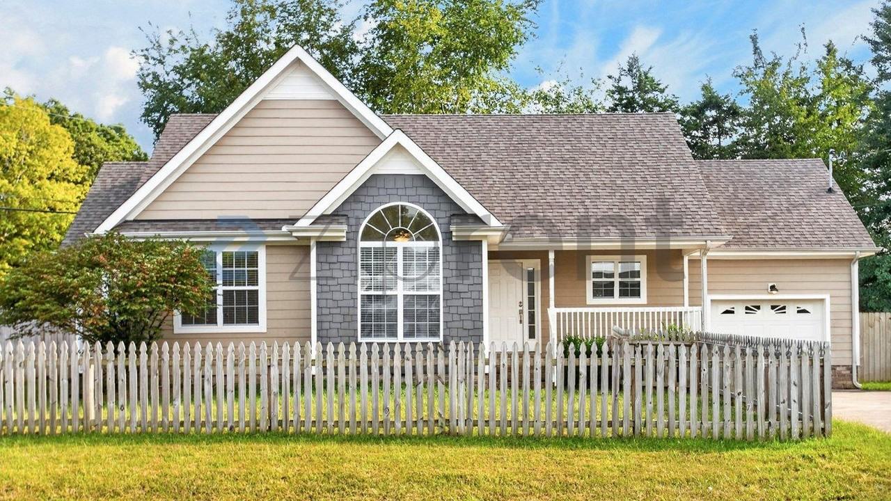124 Saddle Creek Cir - Photo 2 of 38