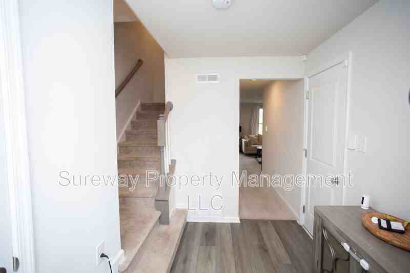 52 Hamilton Ct - Photo 2 of 34