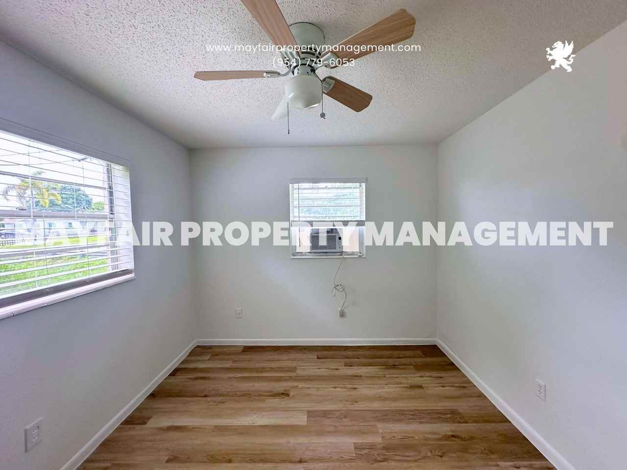 4172 Narcissus Ave #4178 - Photo 4 of 10