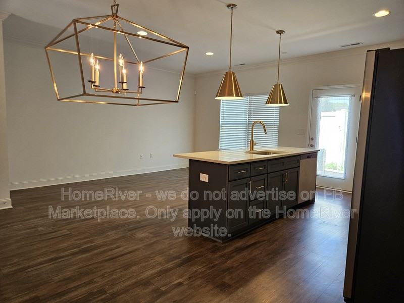 607 Pompano Dr - Photo 6 of 18