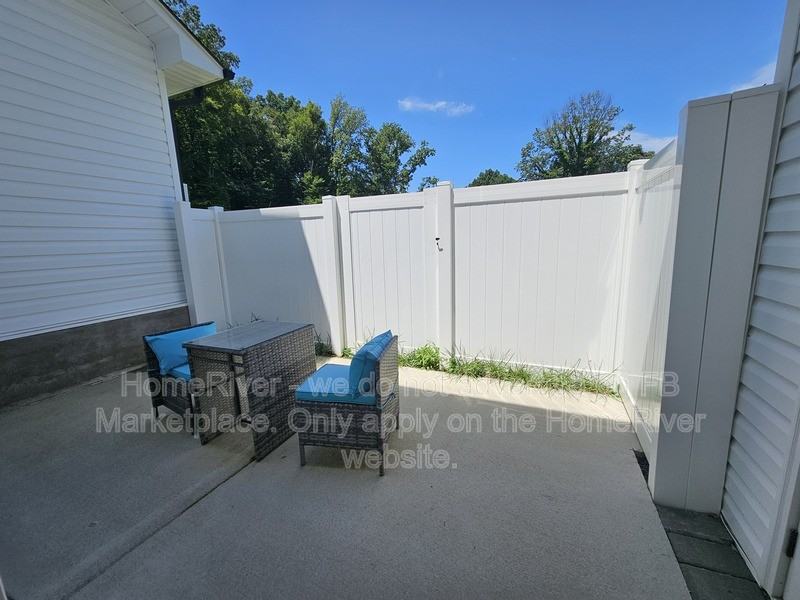 607 Pompano Dr - Photo 7 of 18