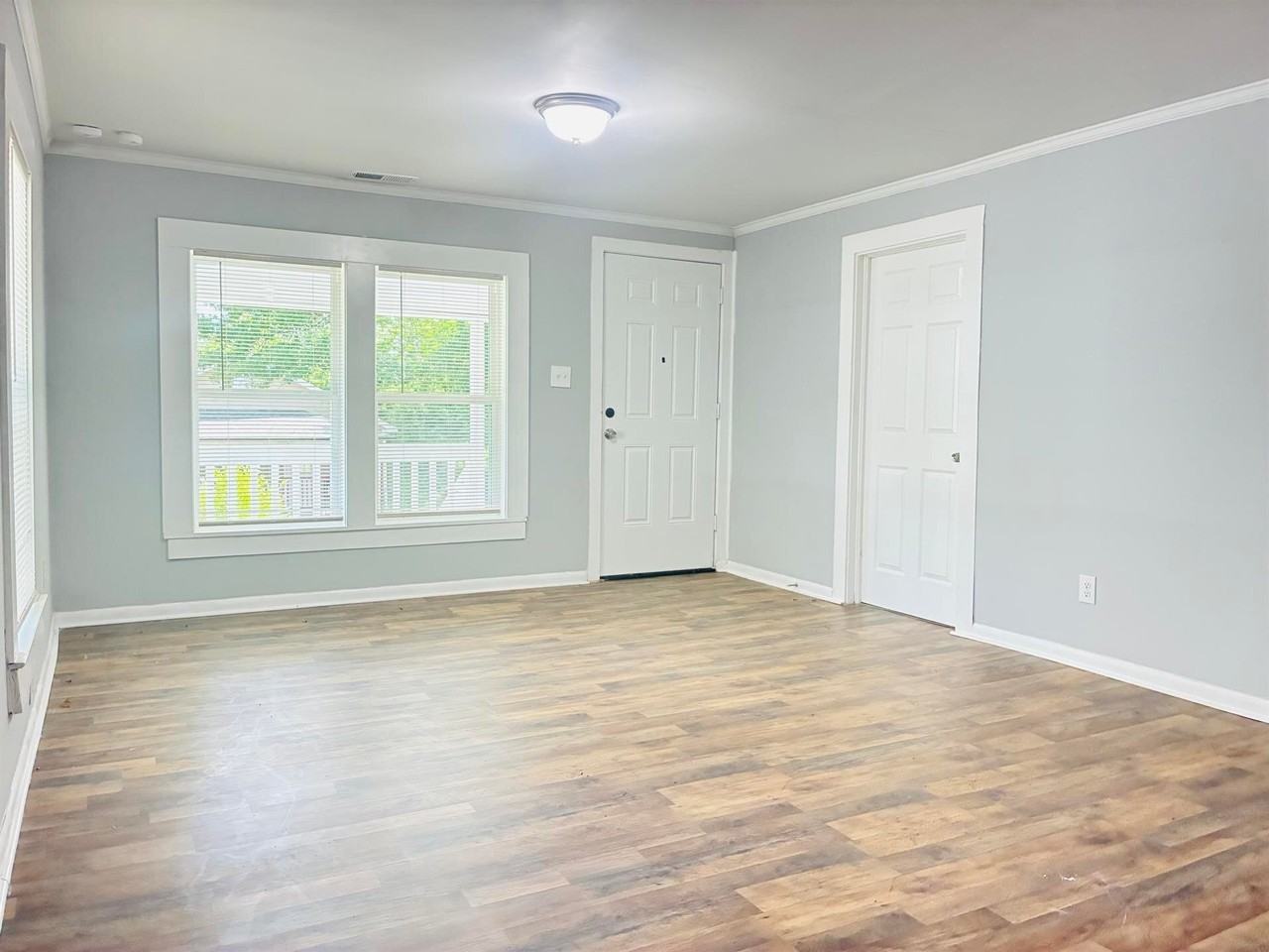 409 Orange St - Photo 5 of 17