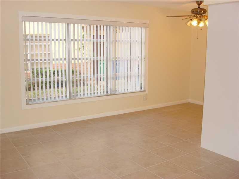 Forest Hills Villas - Photo 4 of 12