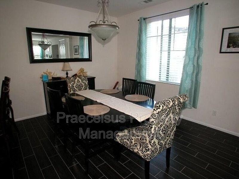 1724 Rolling Water Dr #4 - Photo 3 of 17